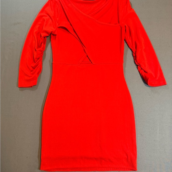Terranova Dresses & Skirts - Chic Red Mini Bodycon Dress Ruched Sleeves Party Date Night